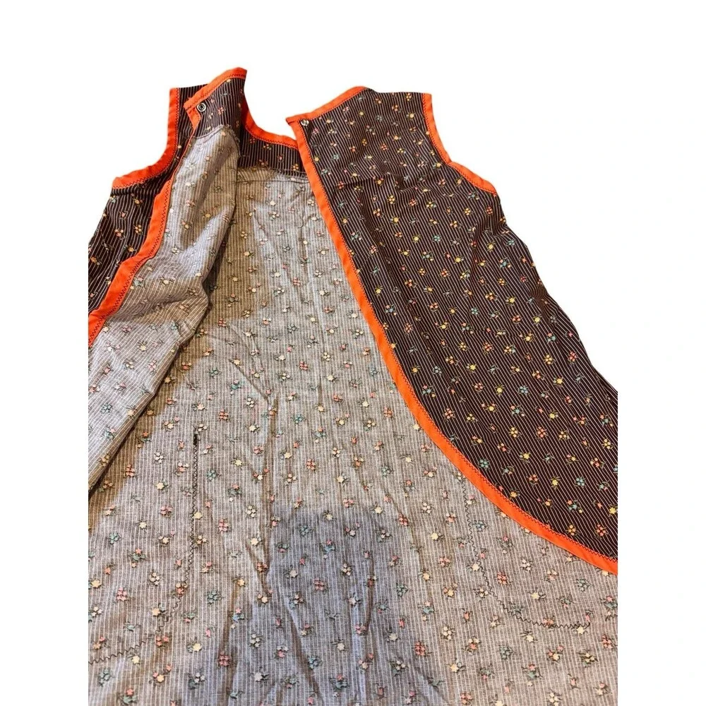 VTG West Cal.46 Full Bib Kitchen Apron Mod Brown Floral Cottagecore Granny 70s